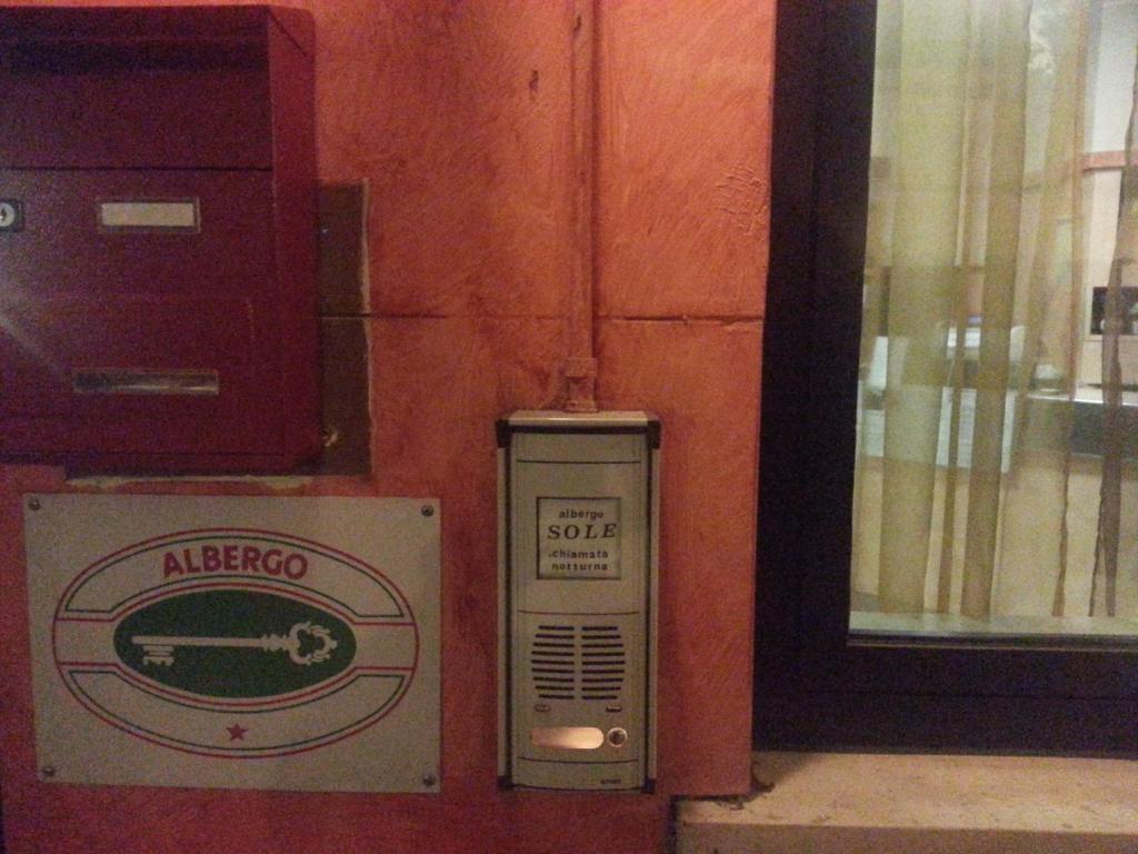 Albergo Pizzeria Sole San Giovanni Lupatoto Εξωτερικό φωτογραφία